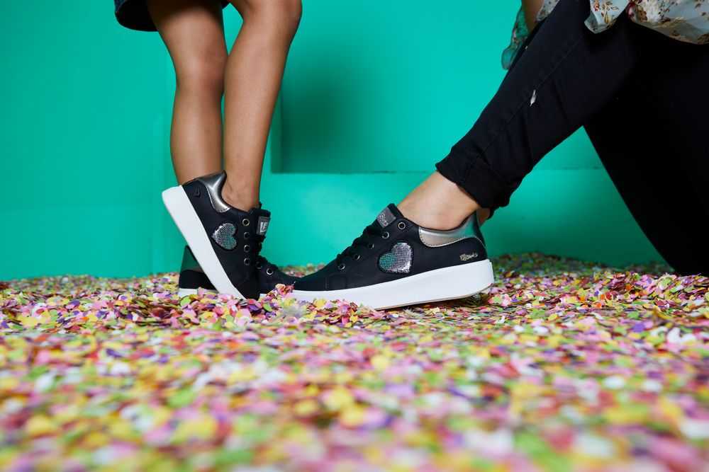 how to shrink shoes