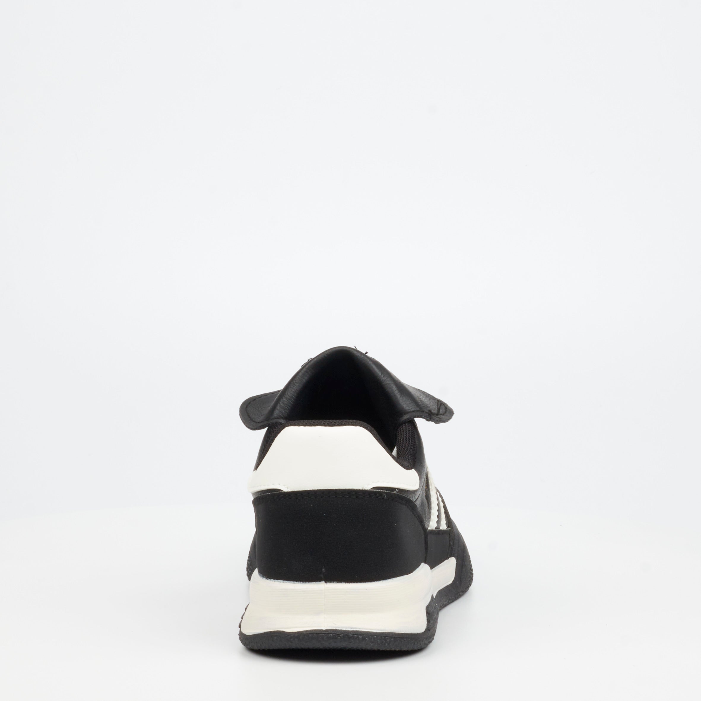 Urbanart Stud 1 Faux Wax / Faux Nubuck Sneaker - Black footwear UBRT