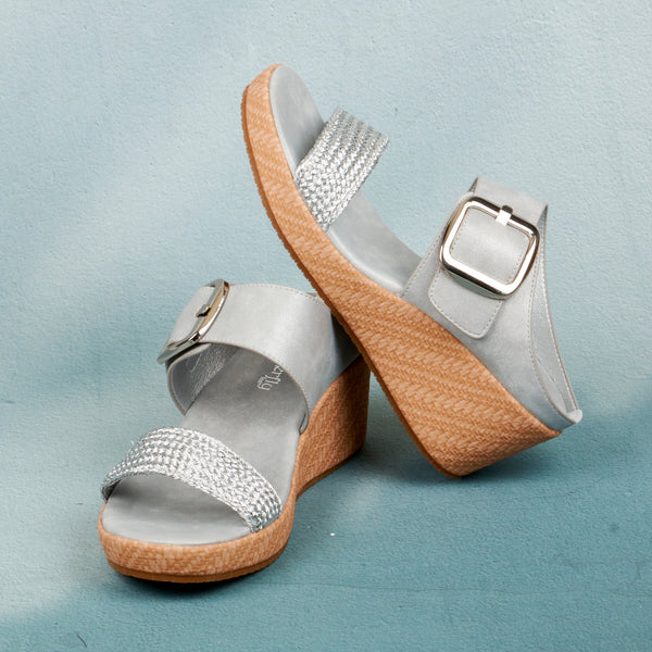 Buy Summer Shoes Online: Step Into Style with DC ONE