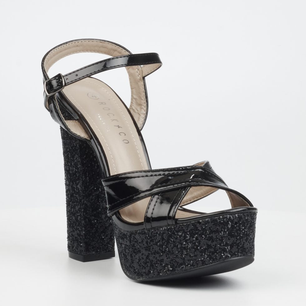 How to Style a Statement Heel in Five Fabulous Ways