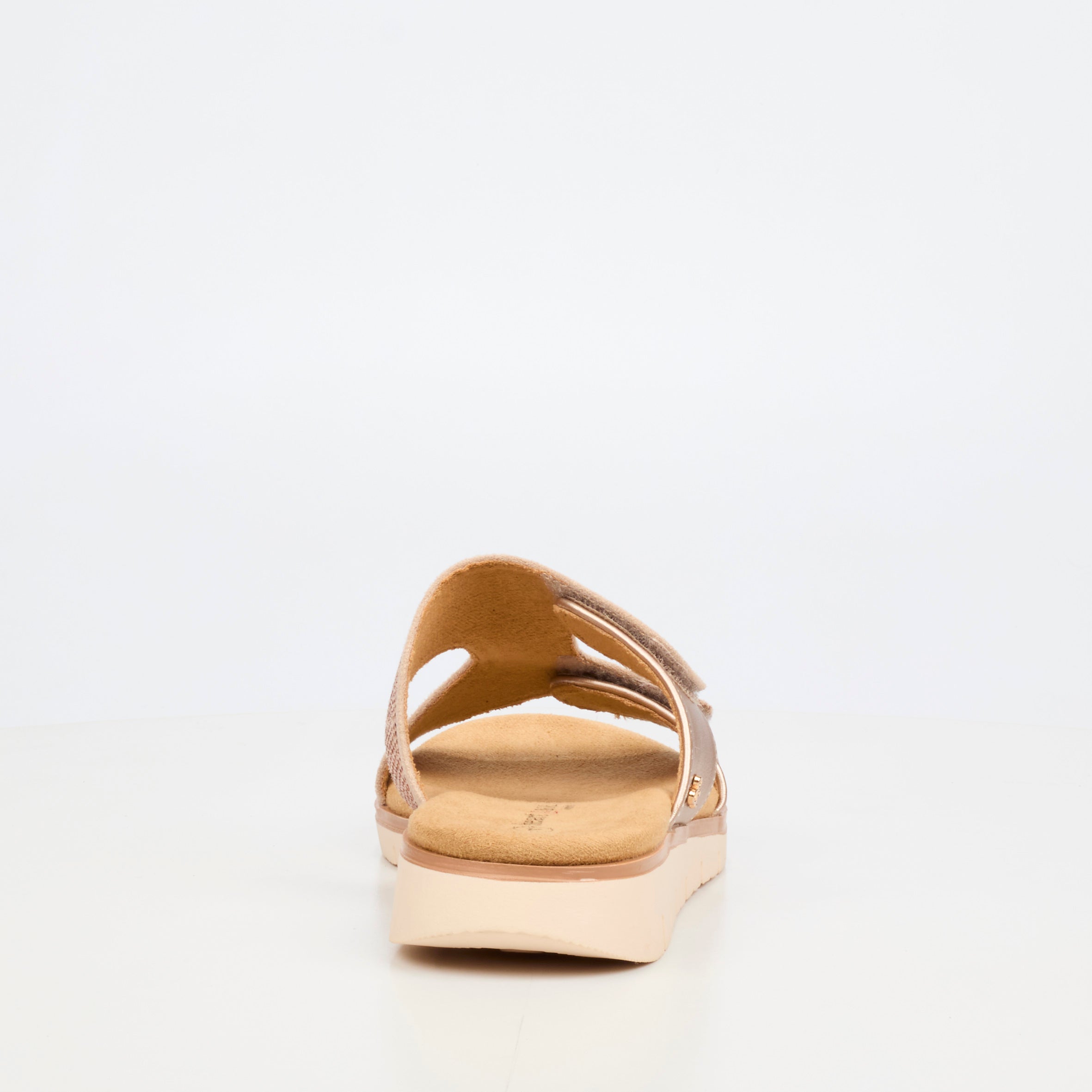 Heart & Sole Adley 2 Sandal - Champagne