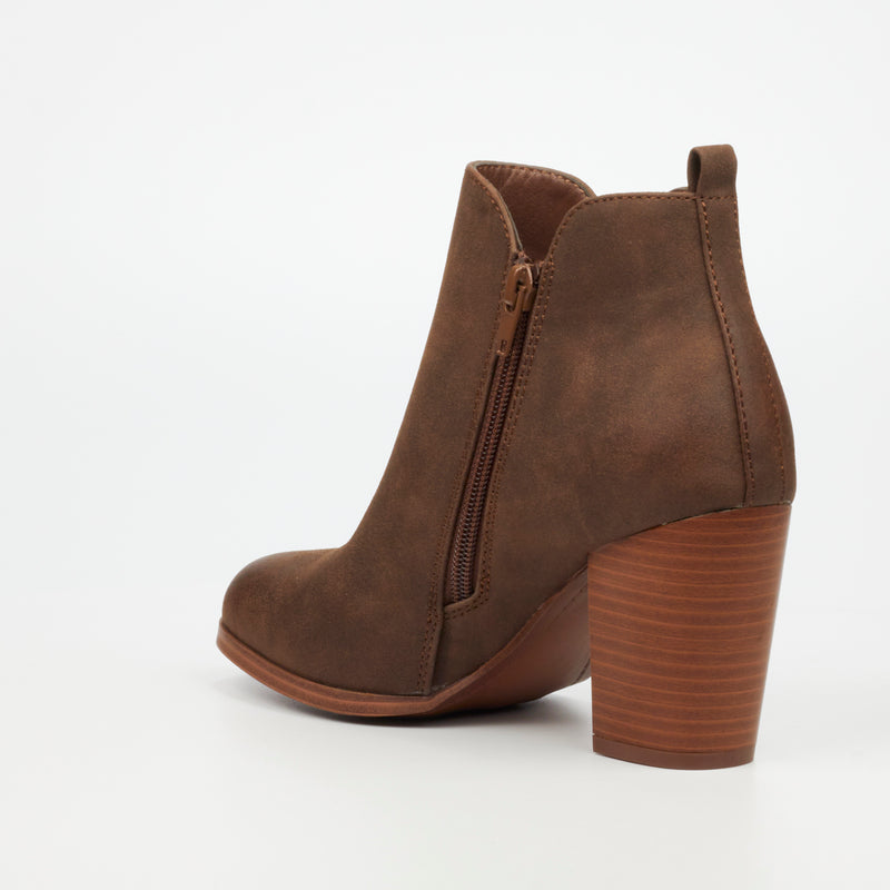 Miss Black Ahlam 1 Ankle Boot - Chocolate footwear Miss Black