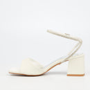 Butterfly Feet Alaine 1 Heel - White