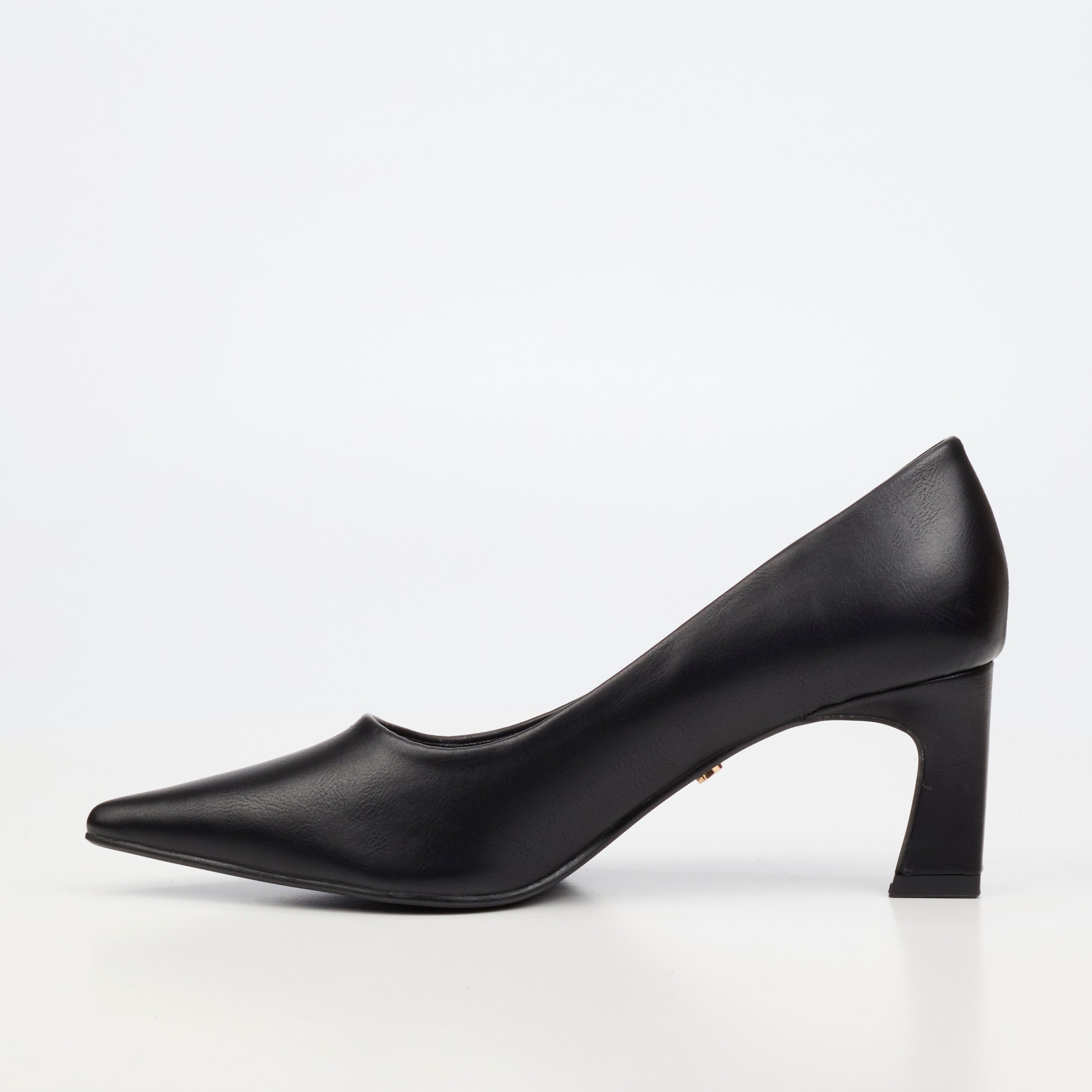 Butterfly Feet Alesia 2 Court - Black footwear Butterfly Feet