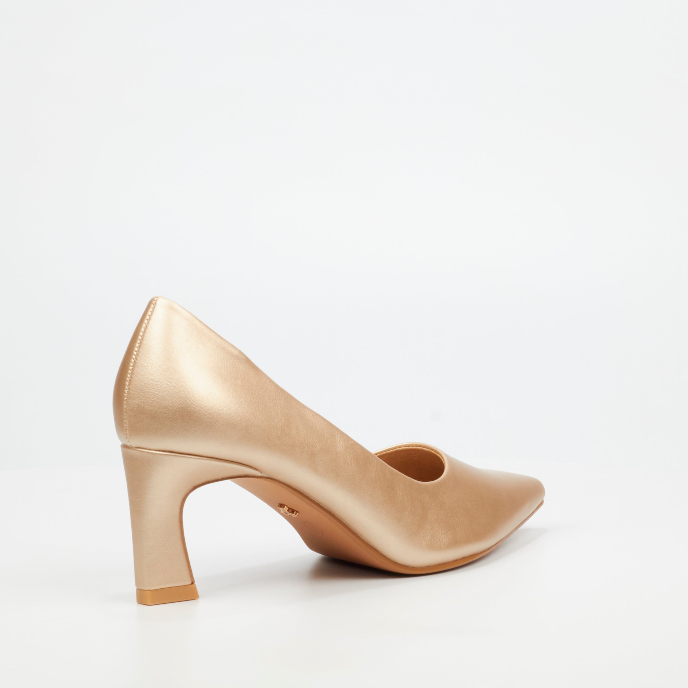 Butterfly Feet Alesia 2 Court - Champagne footwear Butterfly Feet