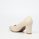 Butterfly Feet Alison 1 Court - Beige footwear Butterfly Feet