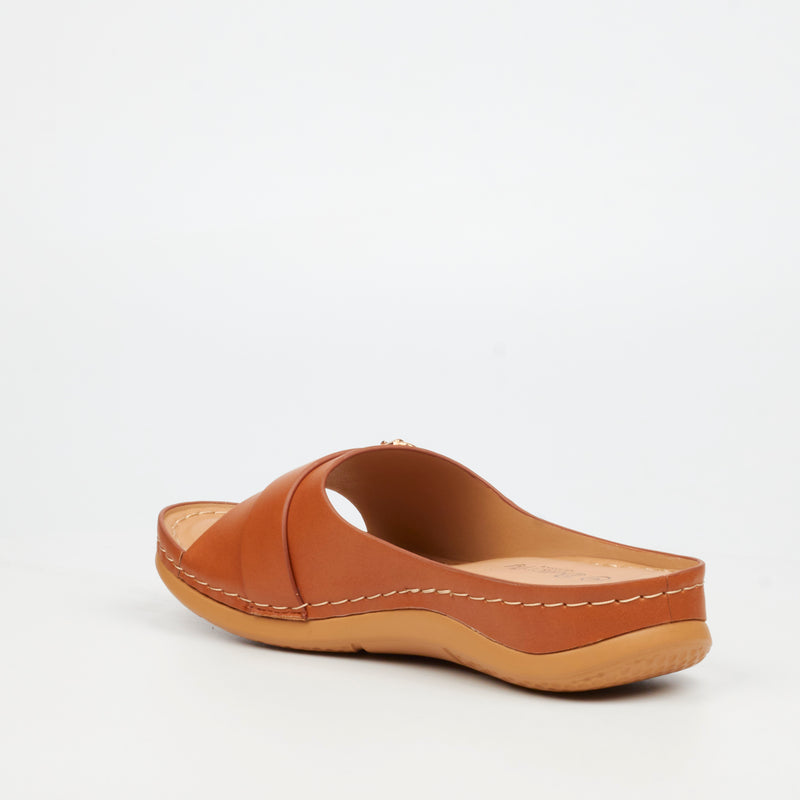 Butterfly Classics Avie 1 Flatform - Tan footwear Butterfly Classics