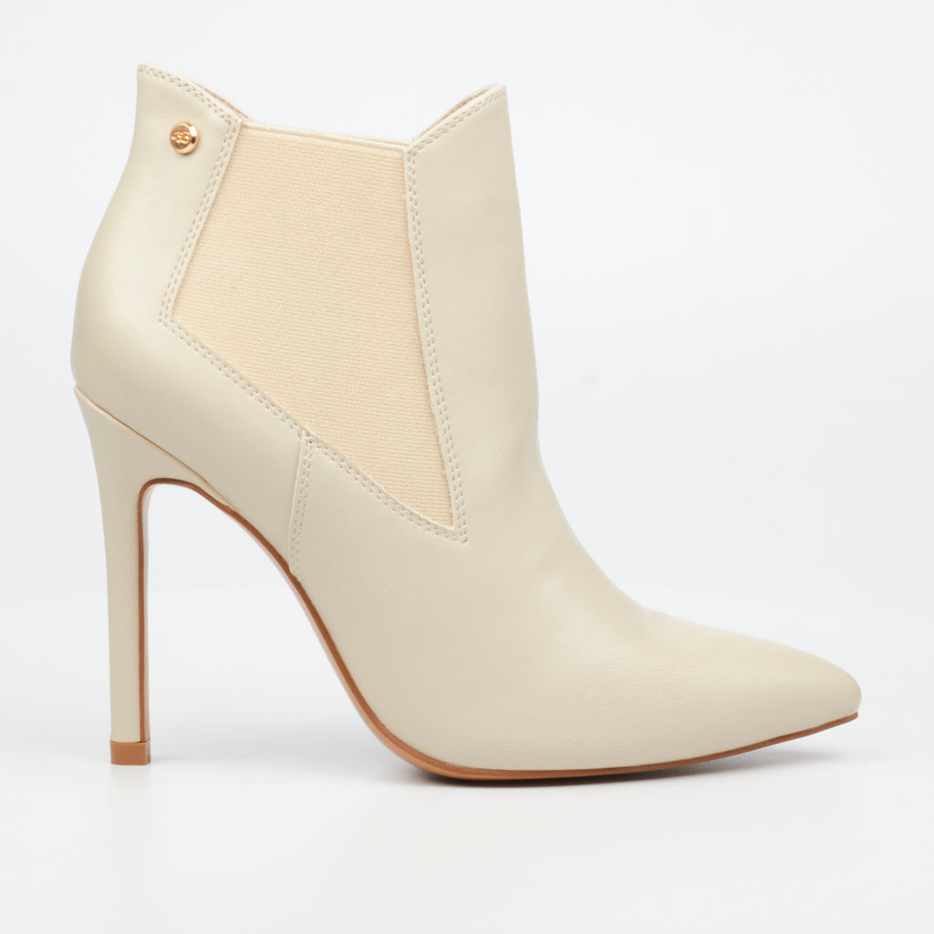 MIss Black Boss 25 Ankle Boot - Bone footwear Miss Black