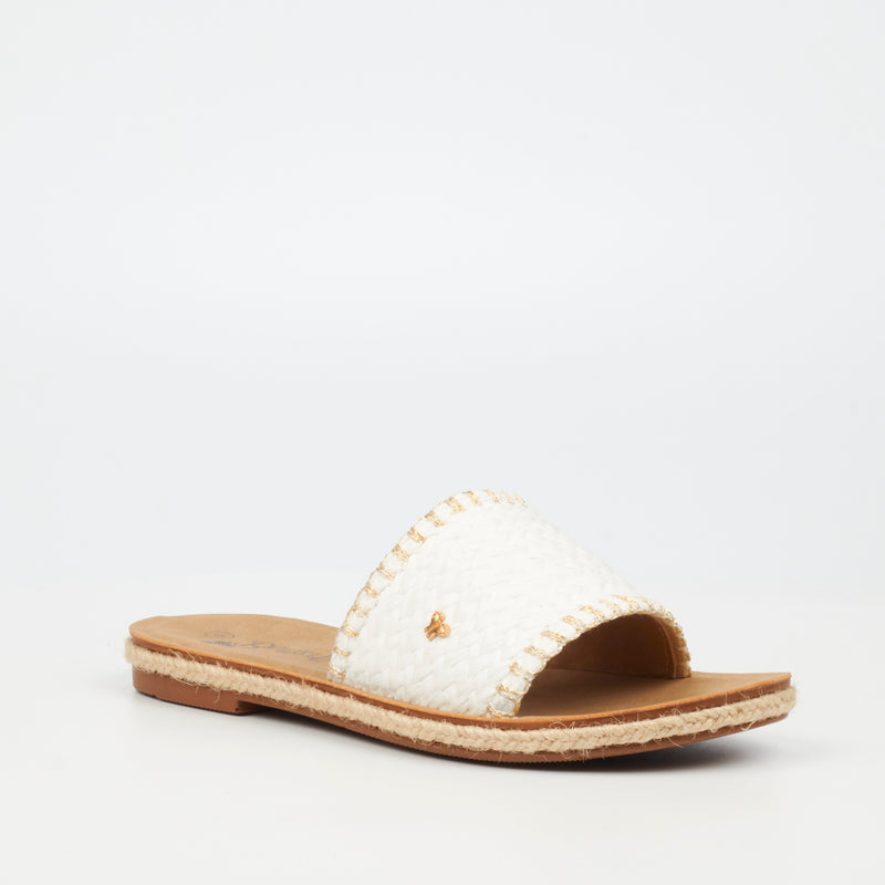 Butterfly Feet Celia 7 Sandal - White