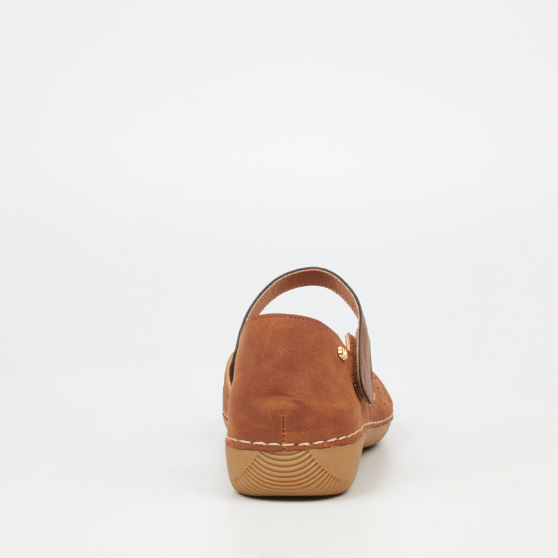 Butterfly Classics Cindi 1 Faux Nubuck Pump - Tan footwear Butterfly Classics