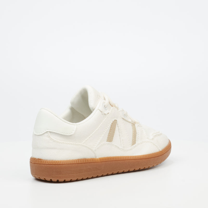 Butterfly Feet Clifton 1 Sneaker - White footwear Butterfly Feet