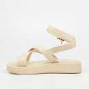 Viabeach Coconut 7 Flat Sandal - Bone footwear Viabeach