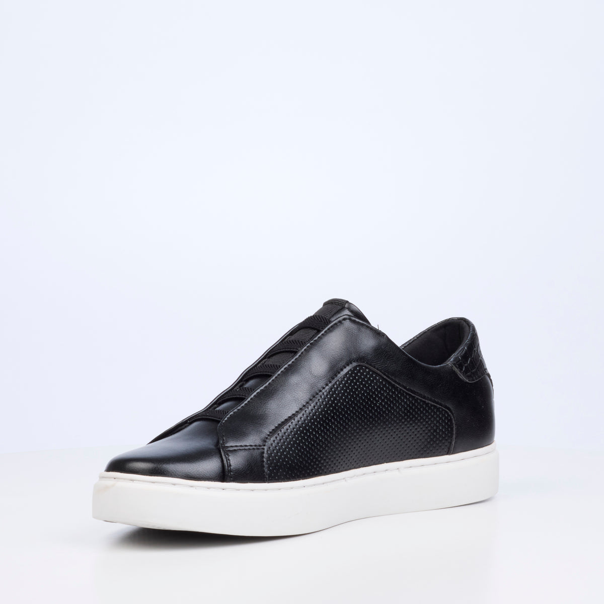 Mazerata Craig 3 Faux Wax Shoe - Black