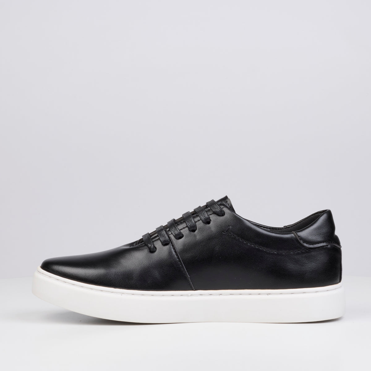 Mazerata Craig 4 Faux Wax Shoe - Black
