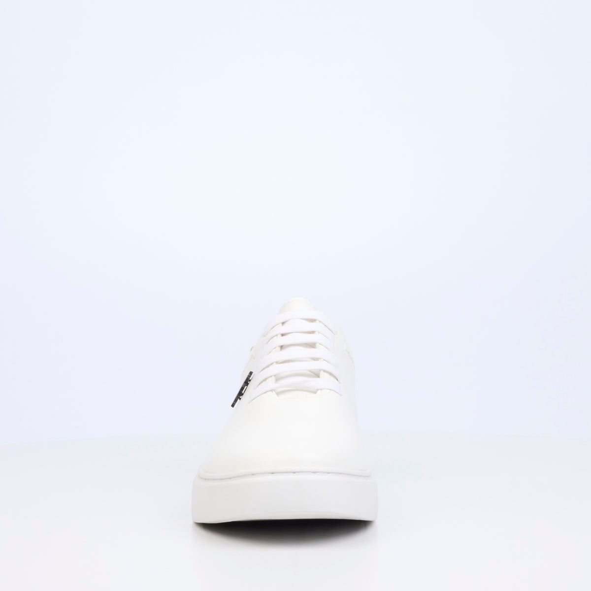 Mazerata Craig 4 Faux Wax Shoe - White footwear Mazerata