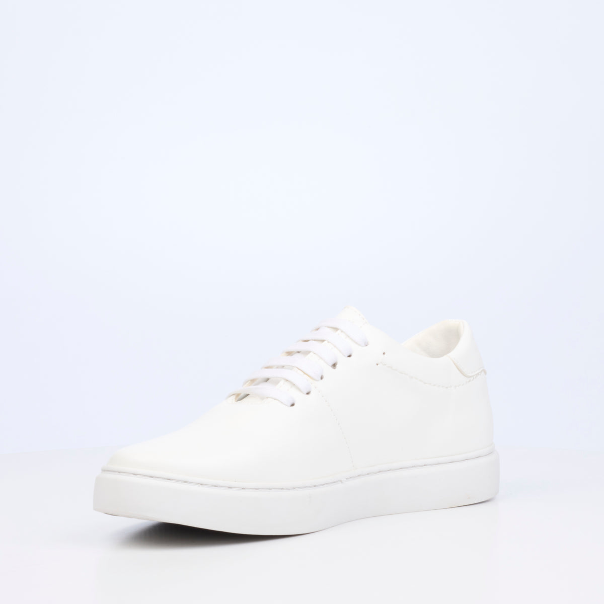 Mazerata Craig 4 Faux Wax Shoe - White footwear Mazerata