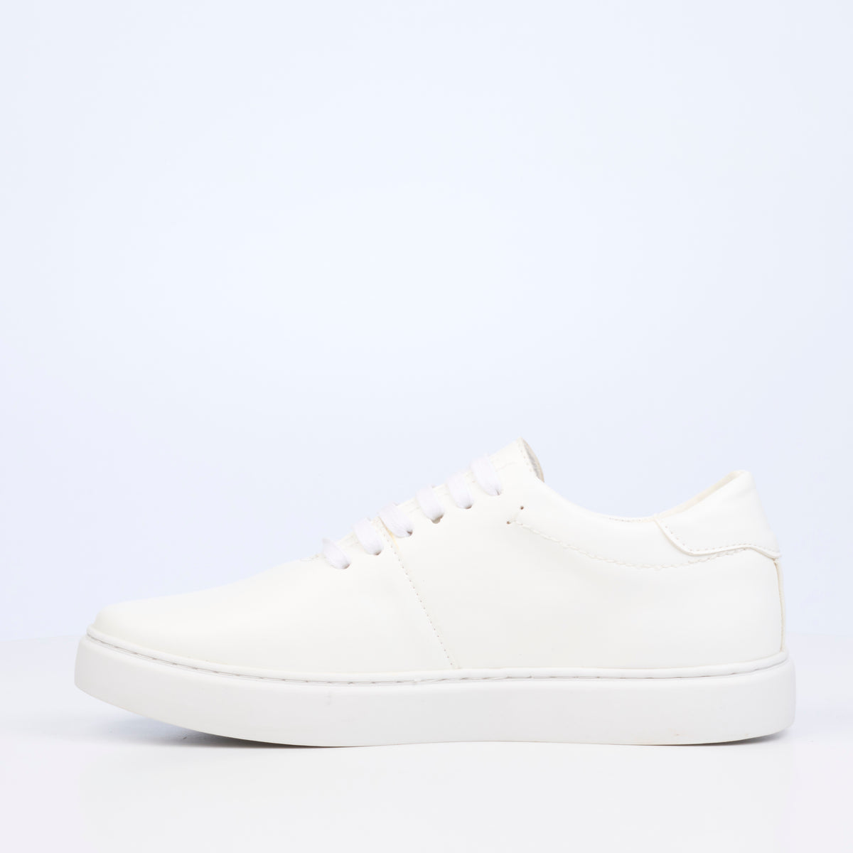 Mazerata Craig 4 Faux Wax Shoe - White footwear Mazerata