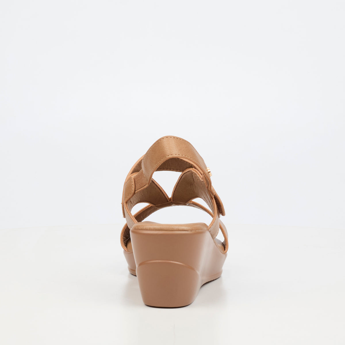 Butterfly Classics Danica 1 Low Wedges - Taupe