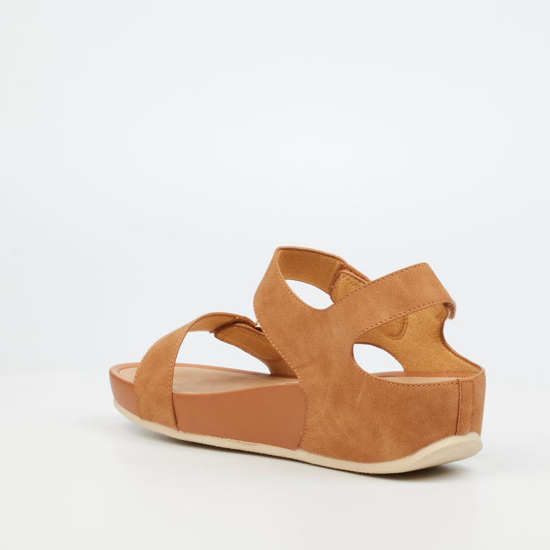 Butterfly Feet Delia 11 Sandal - Tan footwear Butterfly Feet   