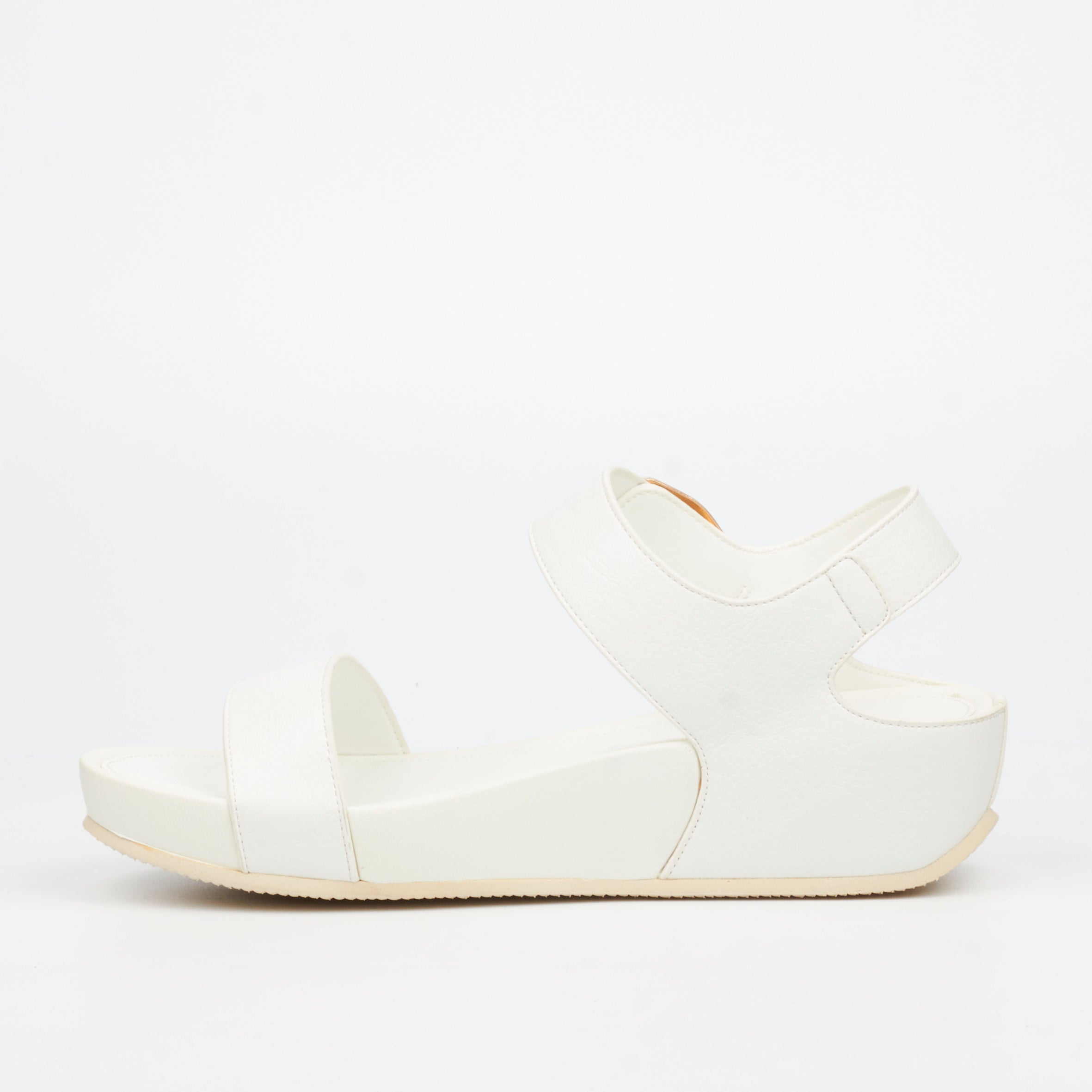 Butterfly Feet Delia 16 Wedge - White