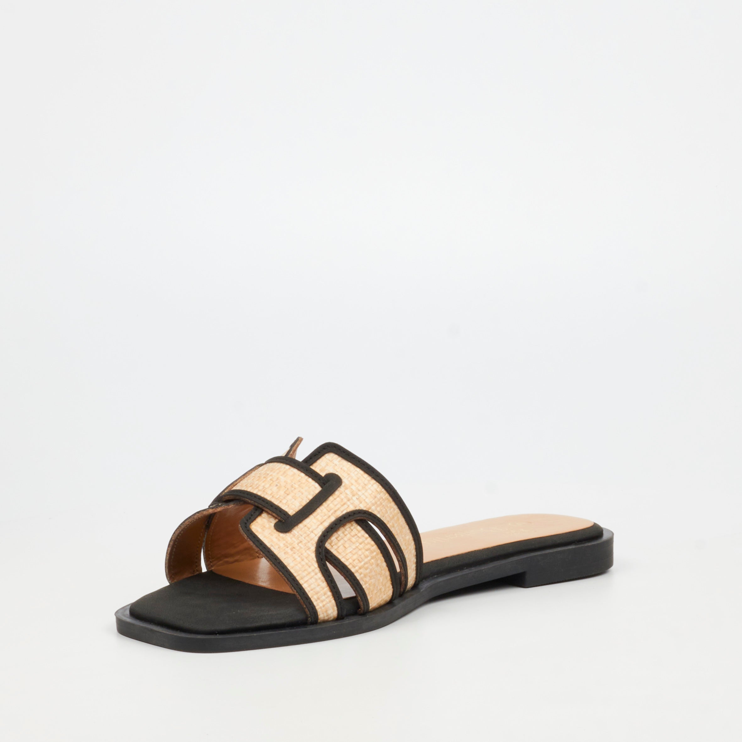 Butterfly Feet Dorey 7 Sandal - Black