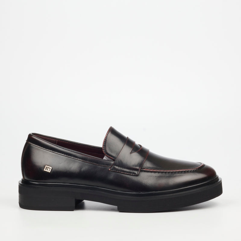 Mazerata Elia 6 Faux Wax Shoe - Burgundy footwear Mazerata