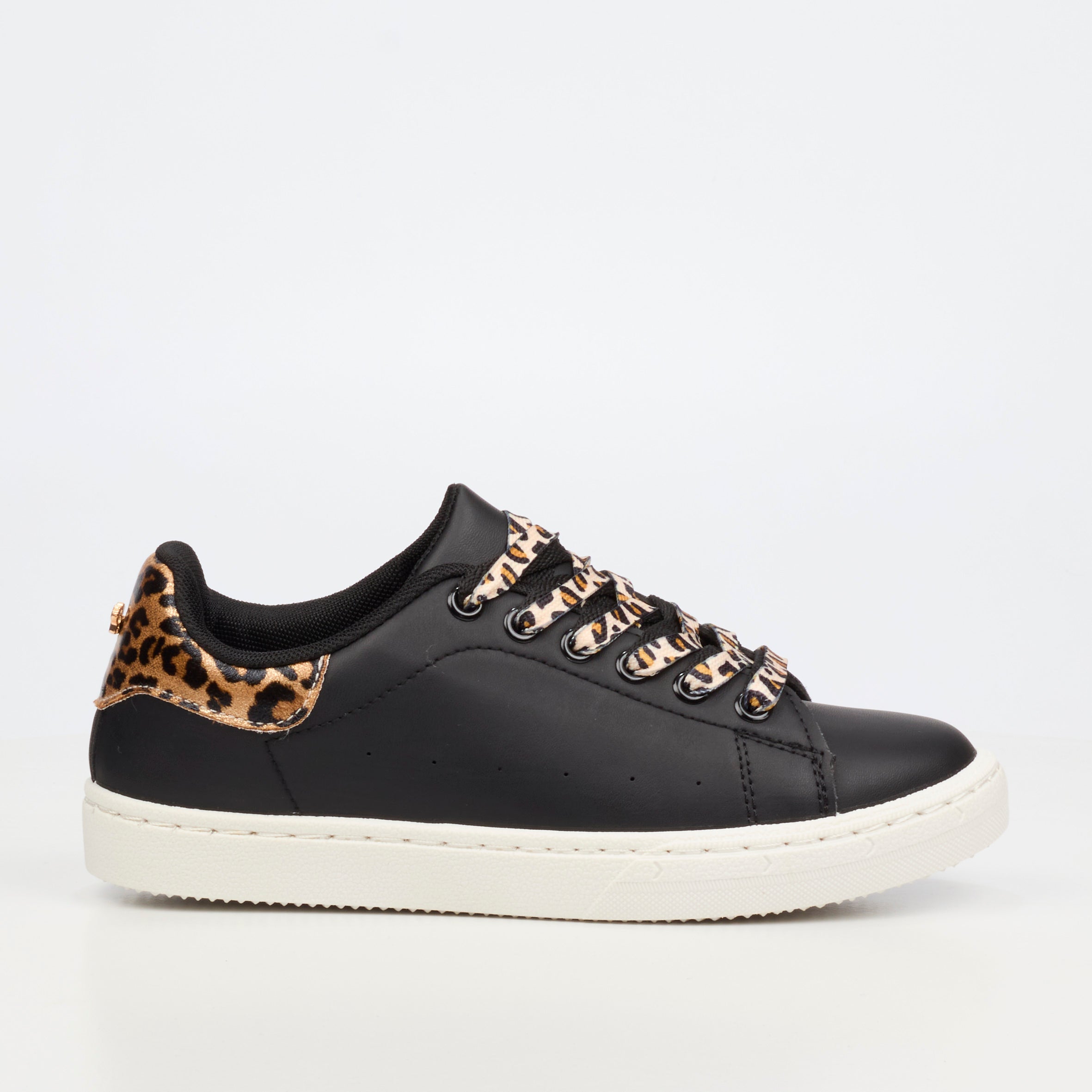 Butterfly Feet Evolve 1 Sneaker - Black