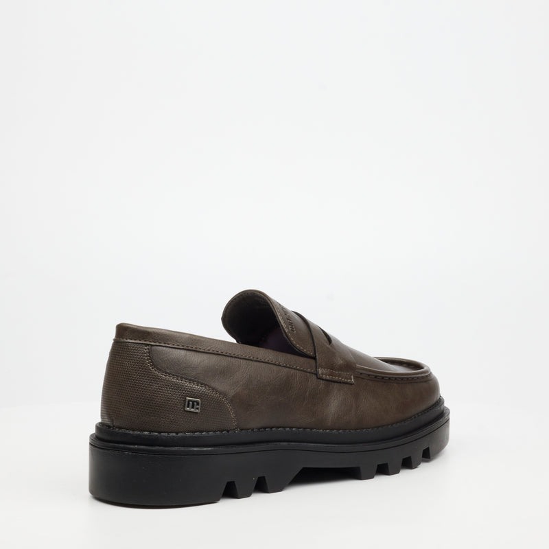 Mazerata Hugi 4 Faux Wax Shoe - Grey