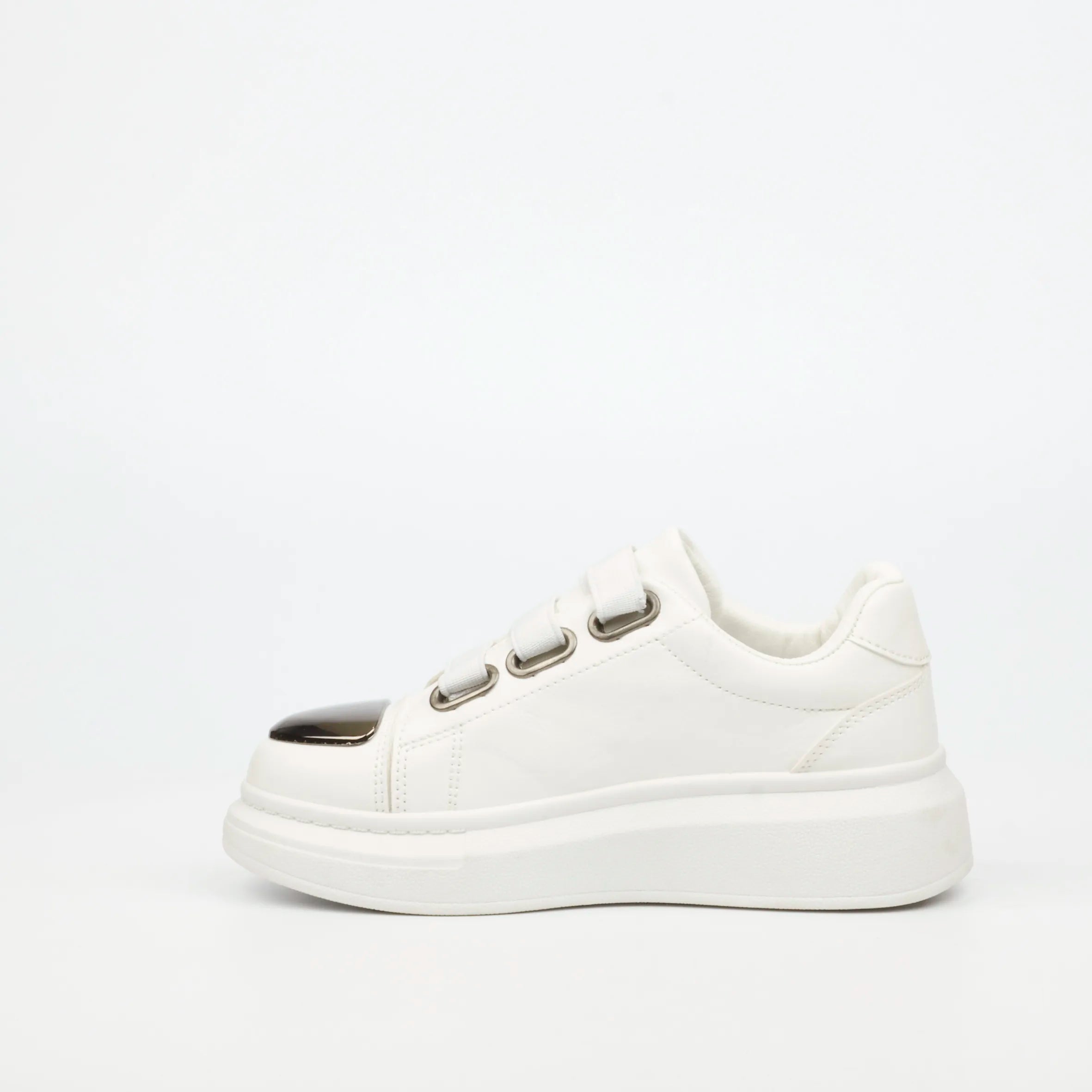 Urbanart Hype 12 Faux Wax Sneaker - White (Kids)