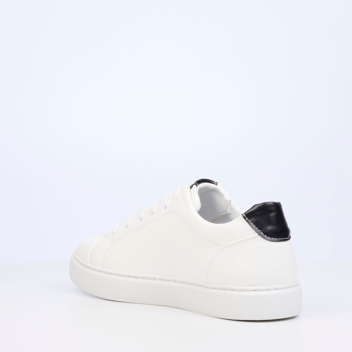Mazerata Iago 1 Faux Wax Sneaker - White
