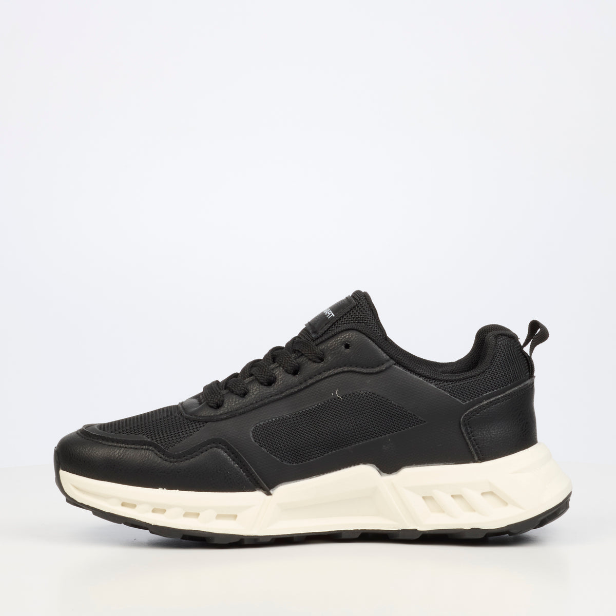 Urbanart Isle 2 Faux Nubuck / Mesh Sneakers - Black