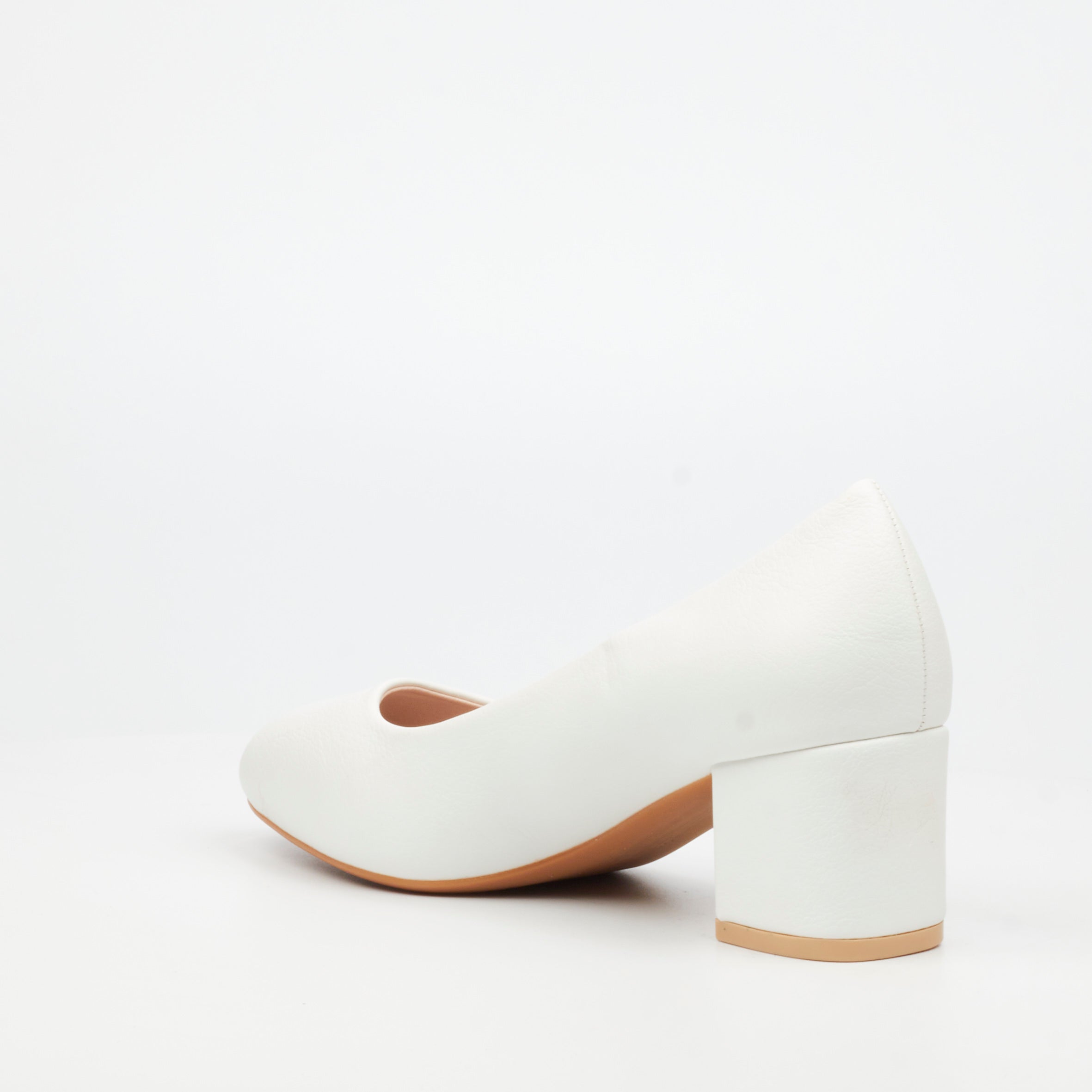 Butterfly Classics Joan 1 Faux Leather Low Courts - White footwear Butterfly Classics