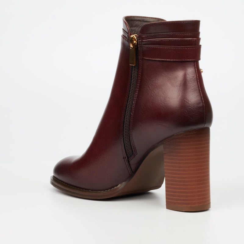 Miss Black Julia 1 Ankle Boot - Burgundy footwear Miss Black