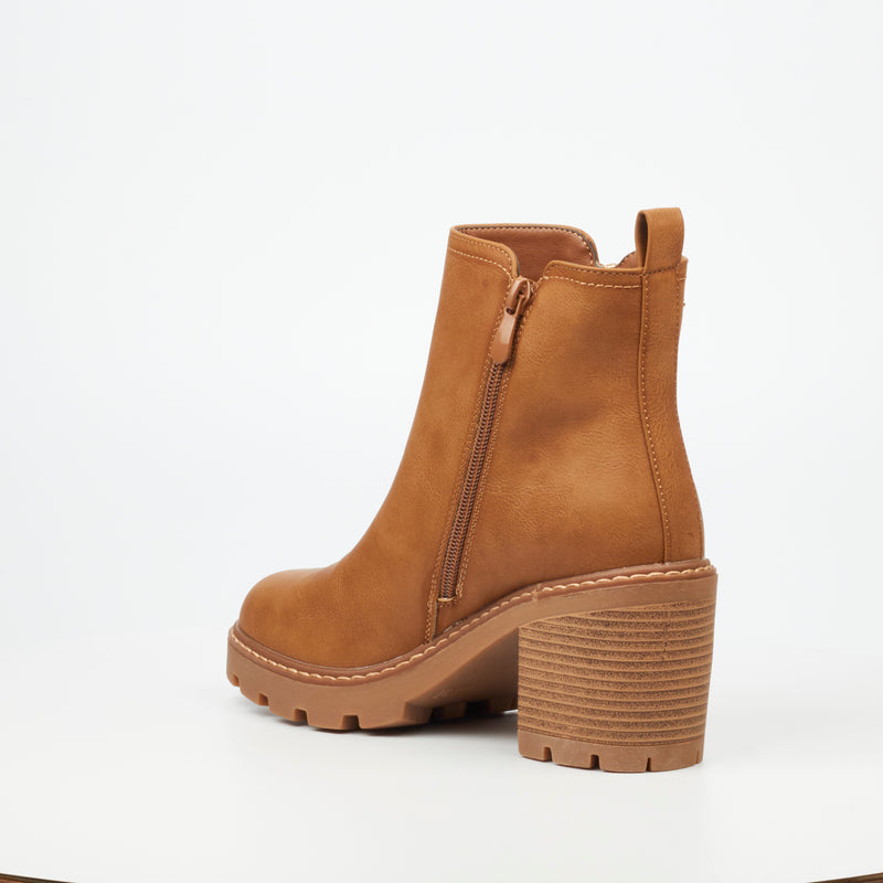 Miss Black Kat 3 Ankle Boot - Camel footwear Miss Black