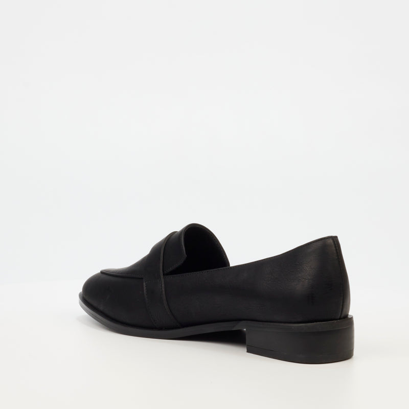 Butterfly Feet Kerene 5 Loafer - Black footwear Butterfly Feet   