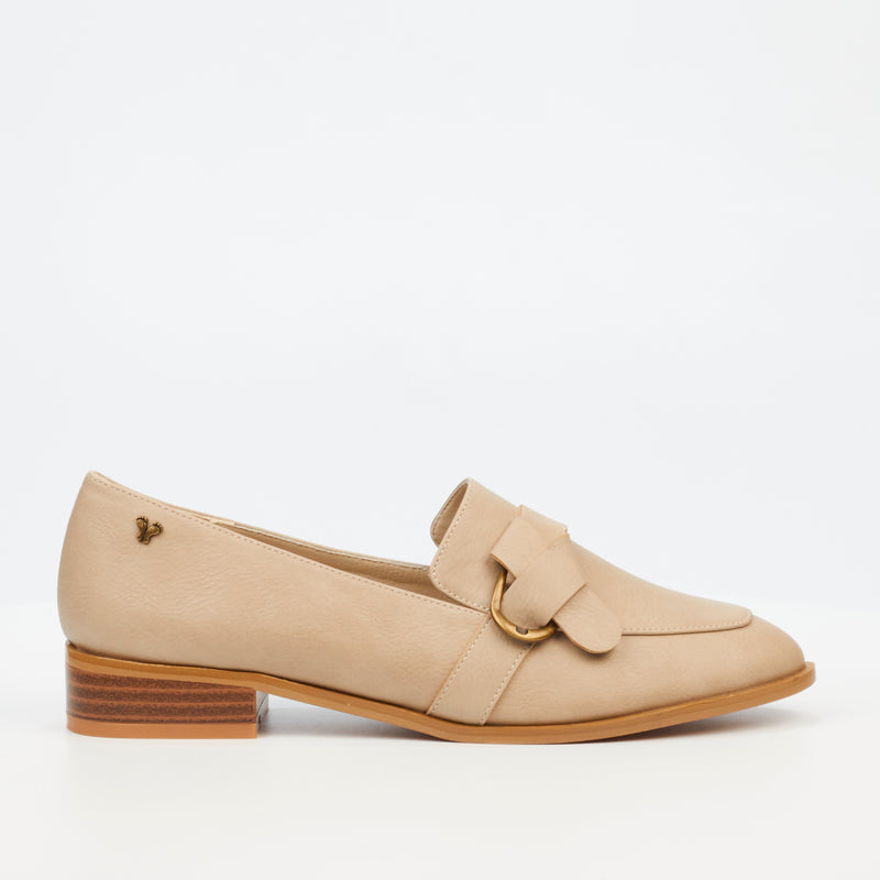 Butterfly Feet Kerene 5 Loafer - Bone footwear Butterfly Feet   