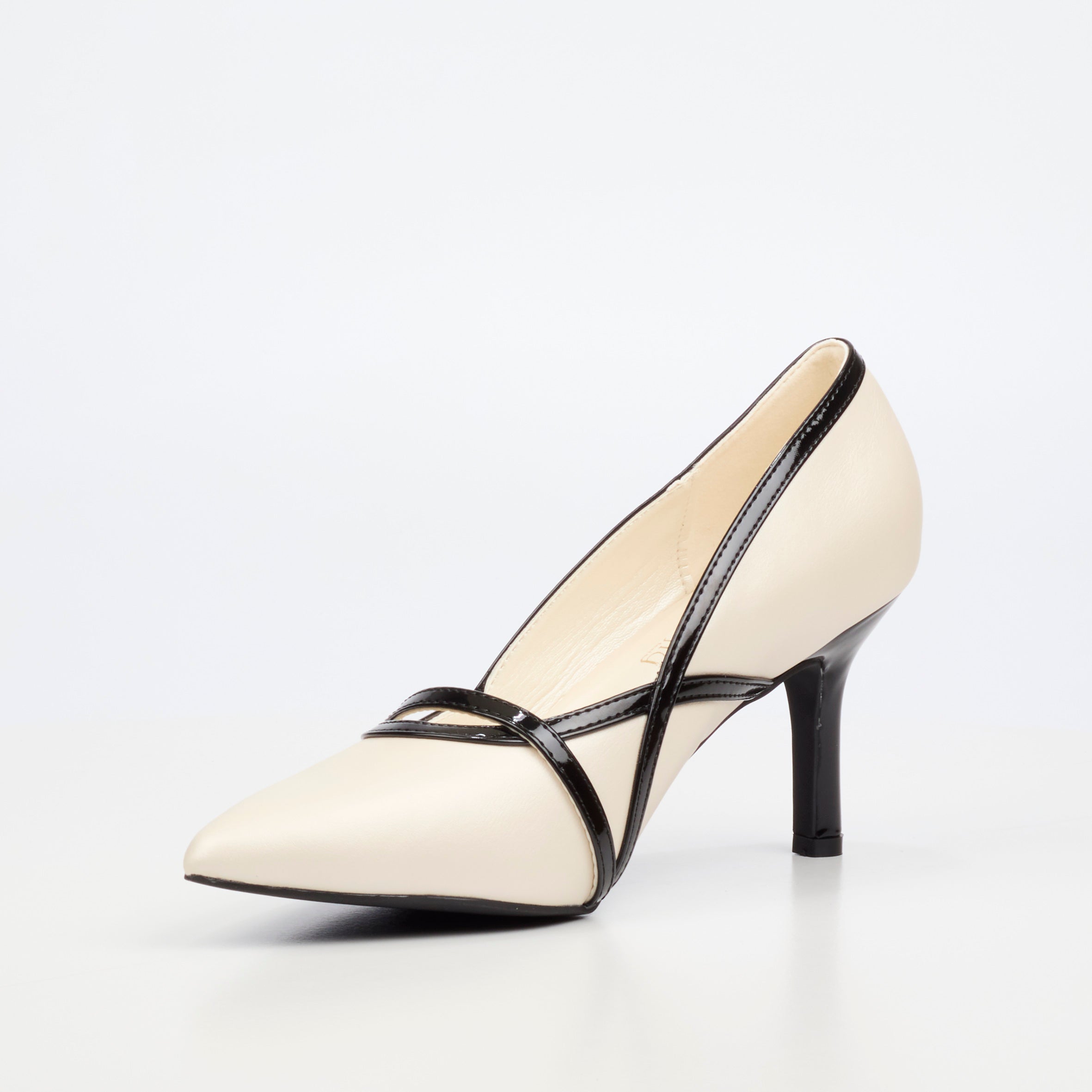 Butterfly Feet Lively 20 Court - Beige footwear Butterfly Feet