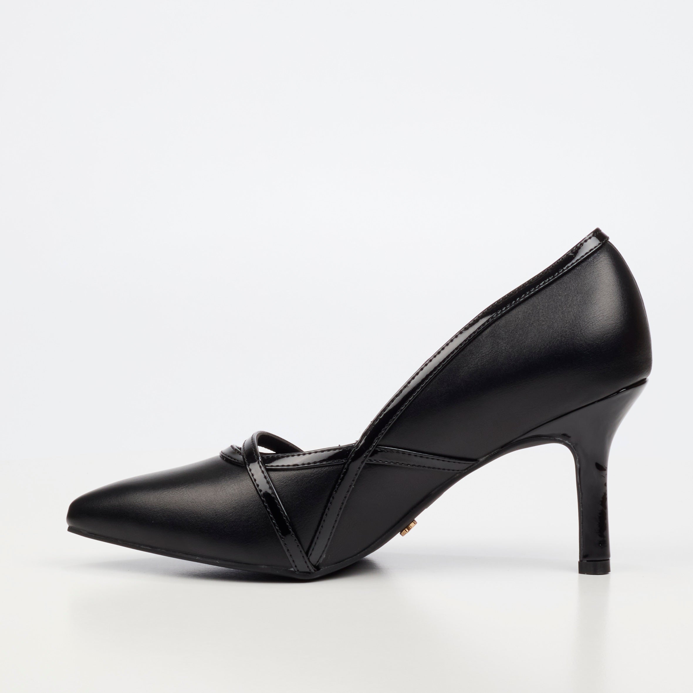 Butterfly Feet Lively 20 Court - Black footwear Butterfly Feet