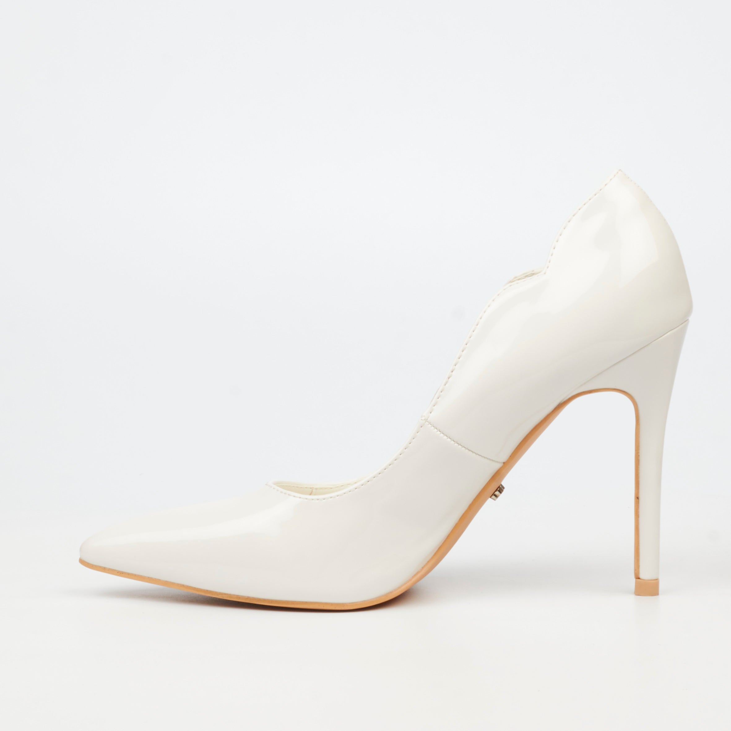 Miss Black Lola 1 Court - White footwear Miss Black