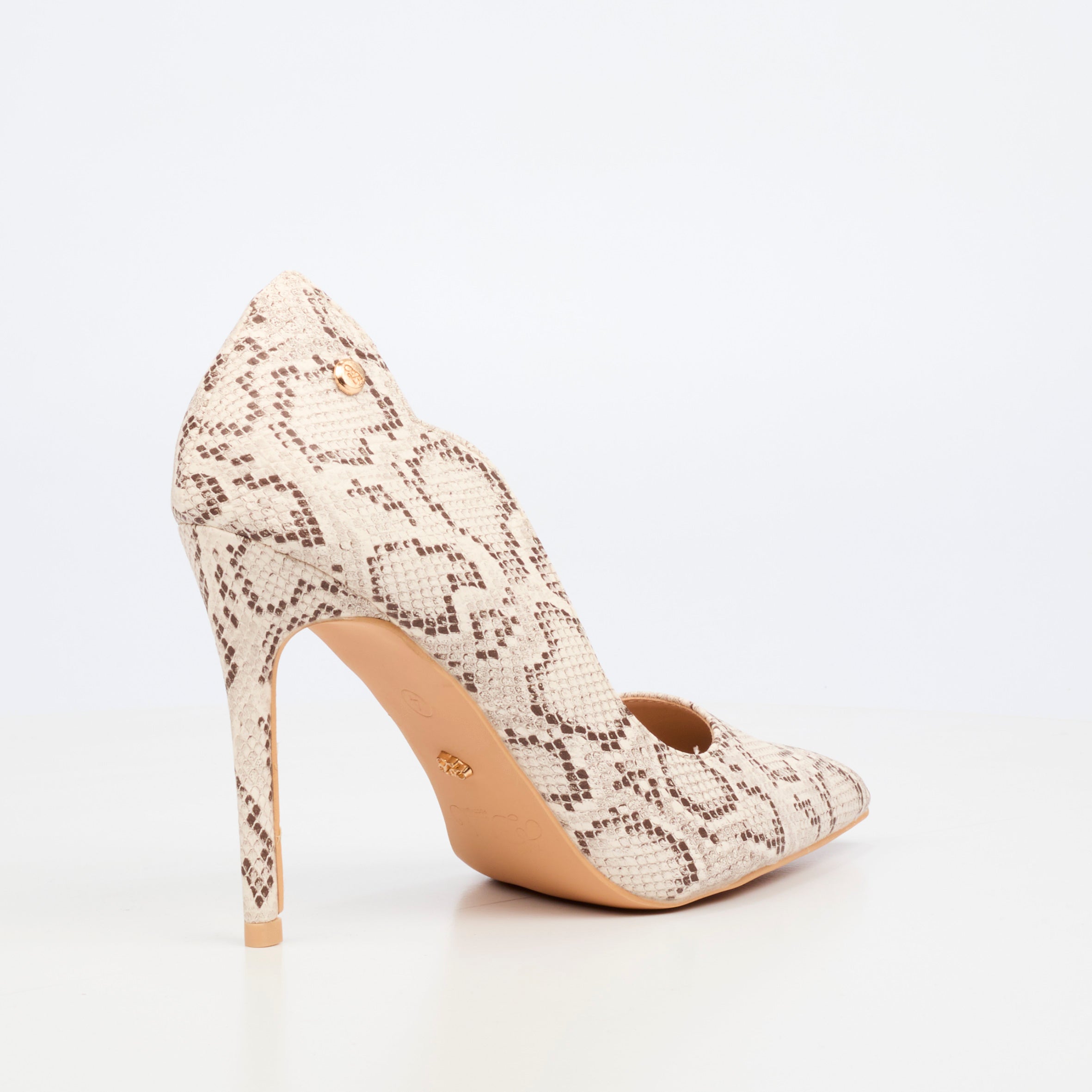 Miss Black Lola 74 Court - Natural footwear Miss Black