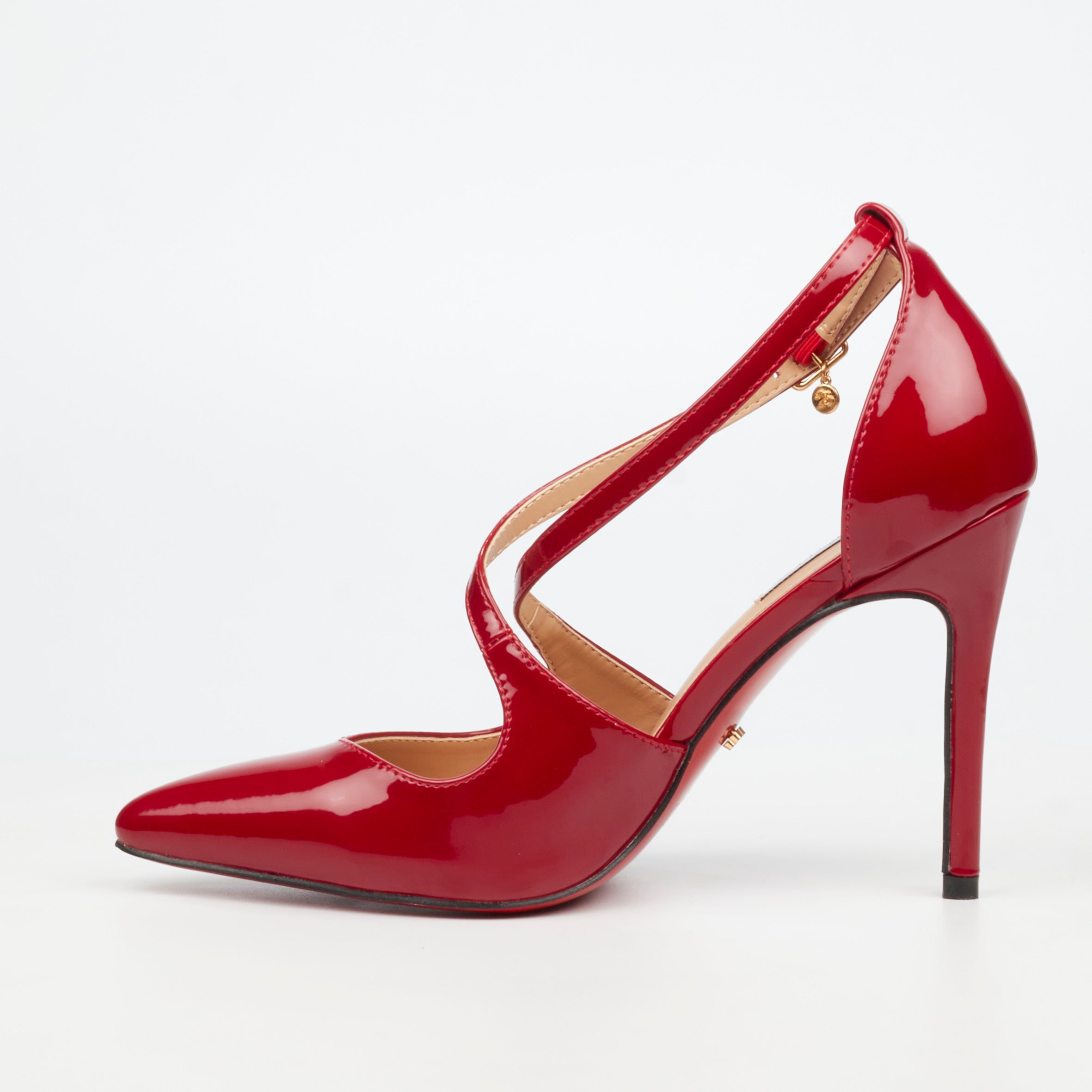 Miss Black Lola 77 Court - Red