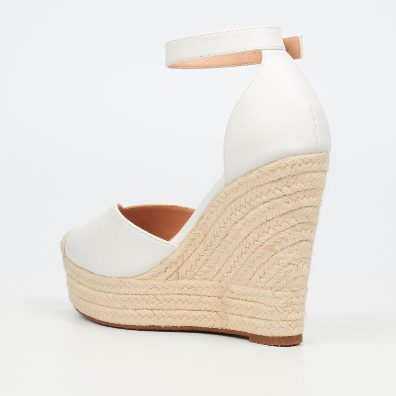 Miss Black Moniker 6 Wedge - White footwear Miss Black   