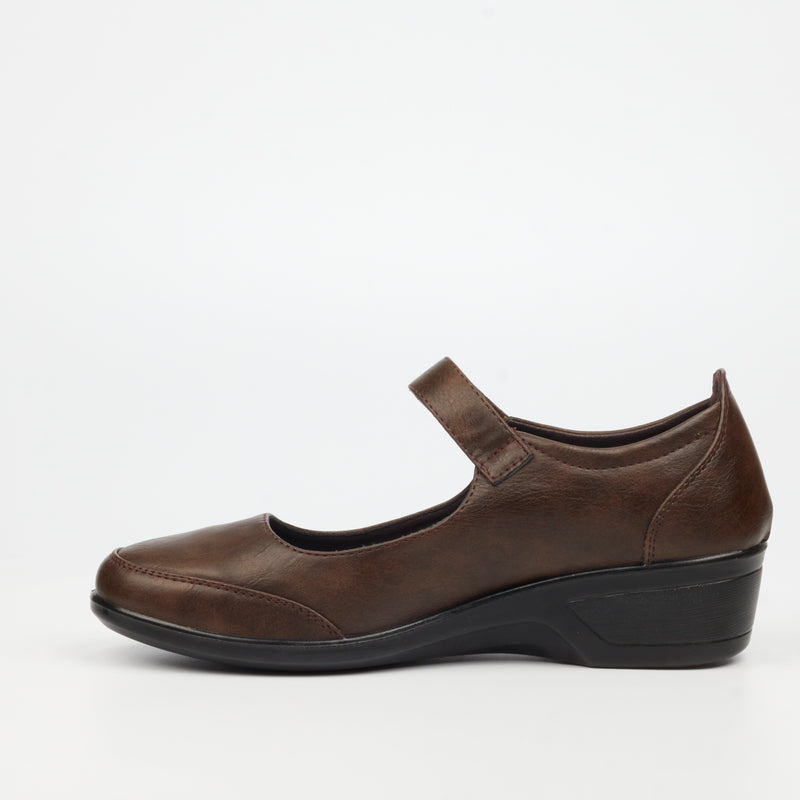 Butterfly Classics Moxie 1 Faux Leather Low Wedge - Chocolate footwear Butterfly Classics