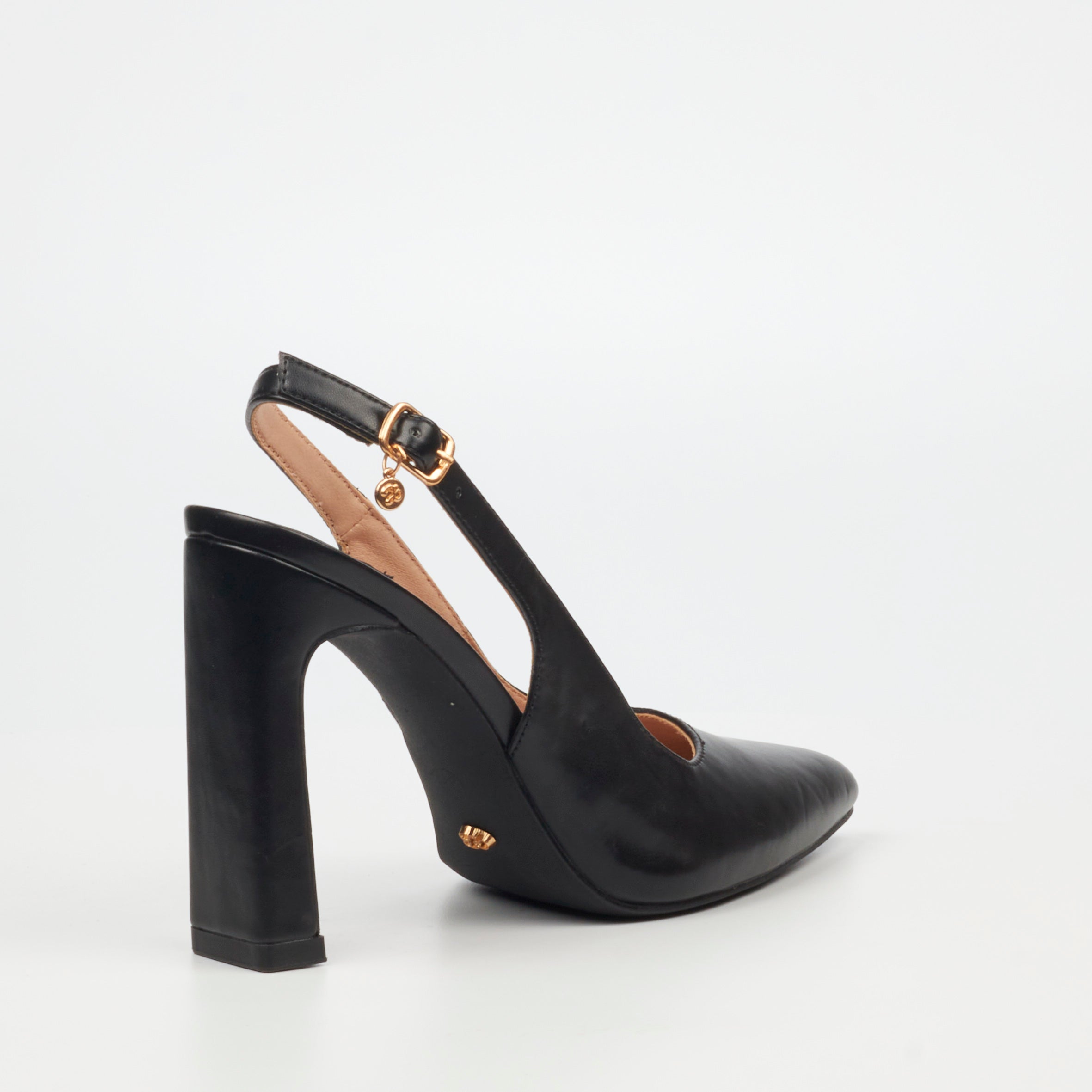 Miss Black Nala 1 Court - Black