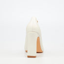 Miss Black Nala 2 Court - White