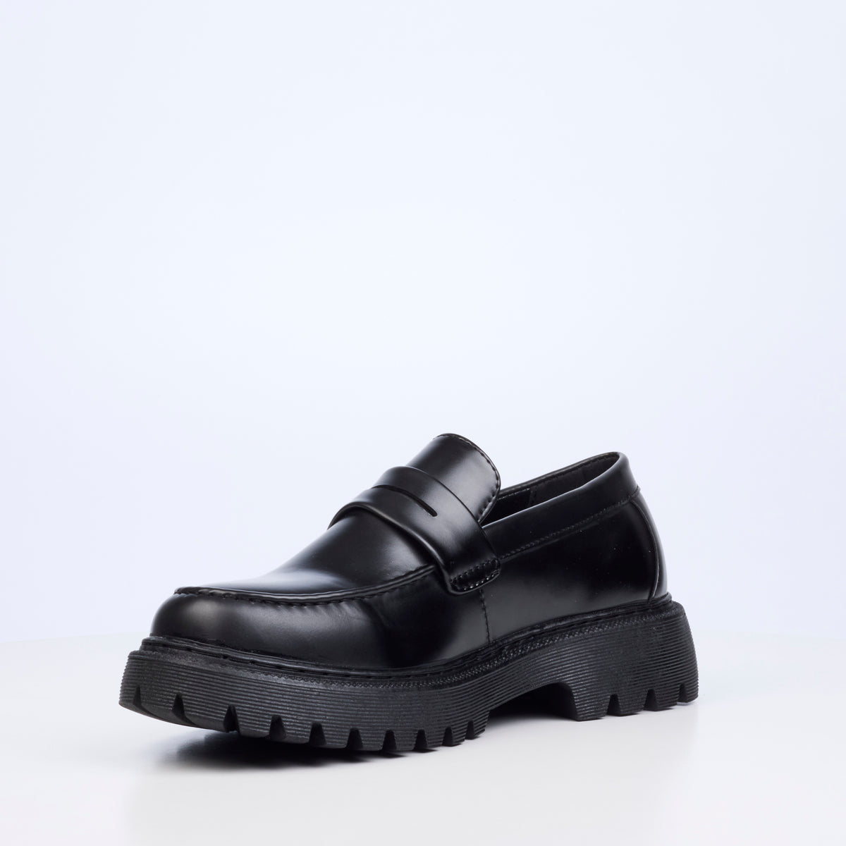 Mazerata Novak 1 Faux Wax Shoe - Black