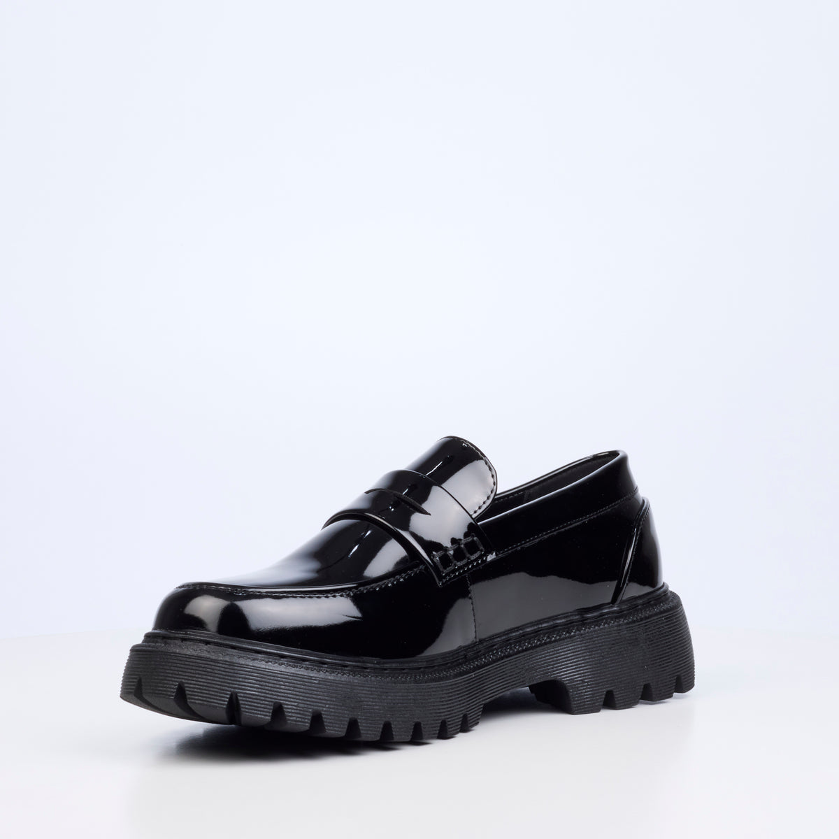 Mazerata Novak 6 Faux Patent Shoe - Black