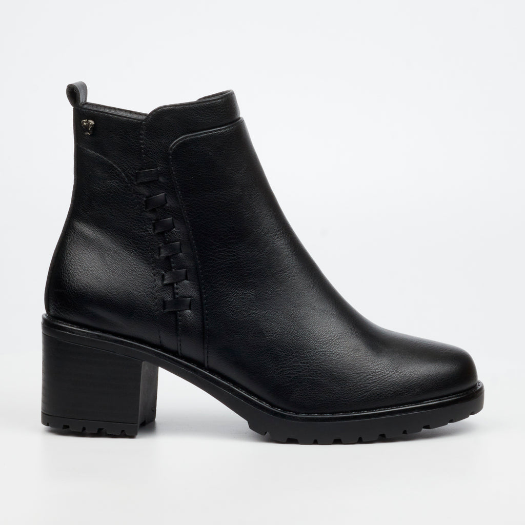 Butterfly Feet Noxer 7 Ankle Boot - Black footwear Butterfly Feet