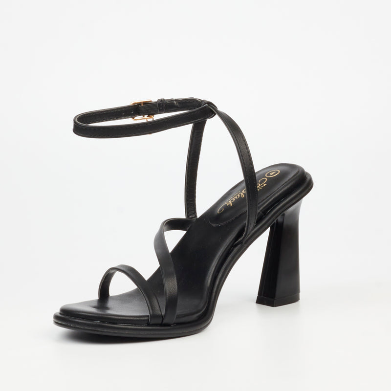 MIss Black Nutella 1 Heel - Black