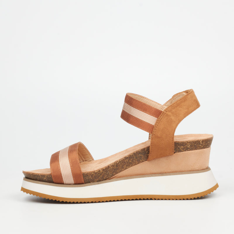 Butterfly Feet Salma 1 Wedge - Tan